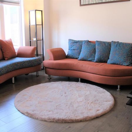 Villa New Town House Barrie South Esterno foto